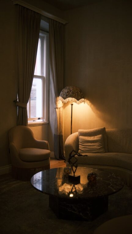 Tips for Choosing Comfortable Home Lighting That Enhances Every Room